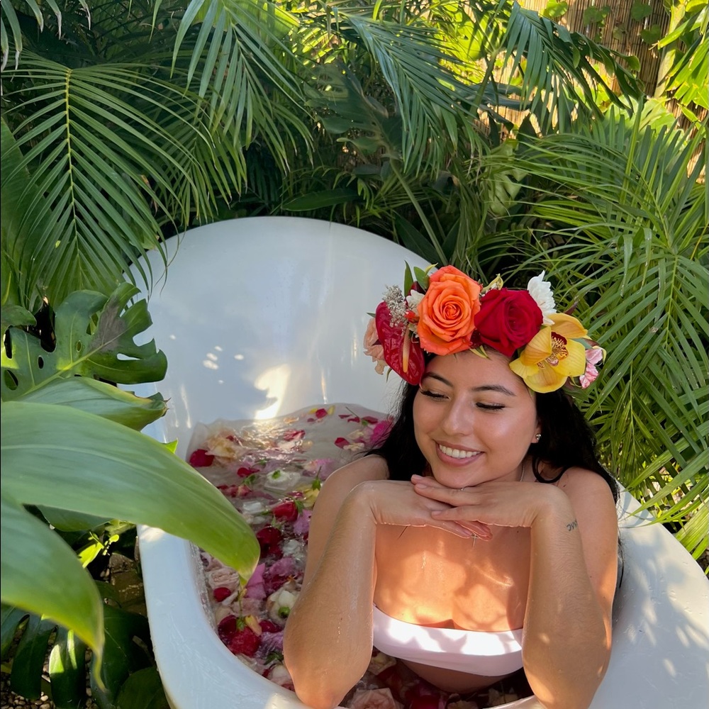 Meet your Posher, Laura